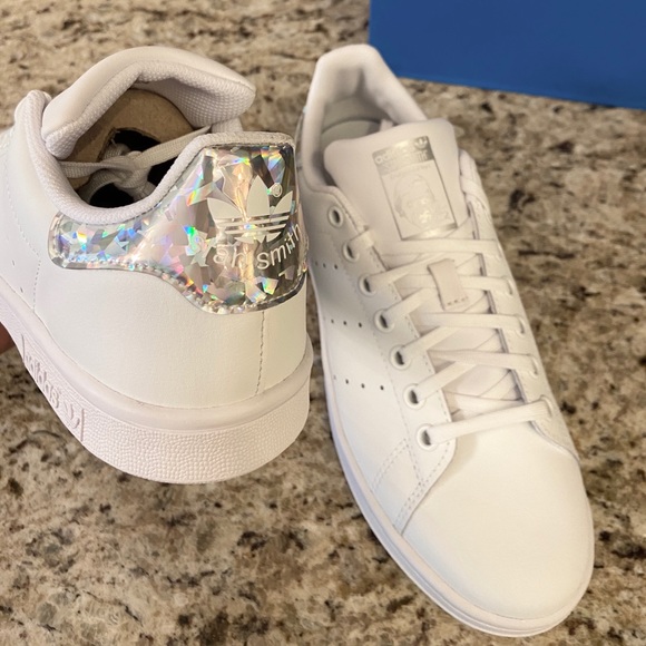 adidas Originals Stan Smith J White/Silver Iridescent Leather - Trainers Shoes - Awesome Shoes